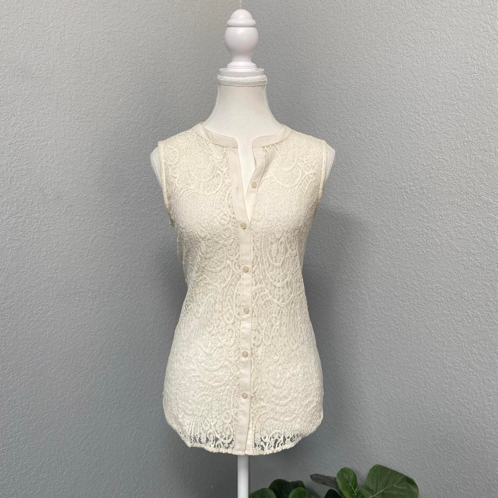THE LIMITED CREME FLORAL LACE BLOUSE BUTTON DOWN SLEEVELESS Y2K MORI KEI